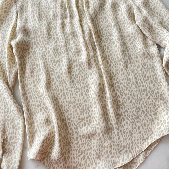 Aritzia Silk Leopard Print Silk Blouse - Picture 15 of 15